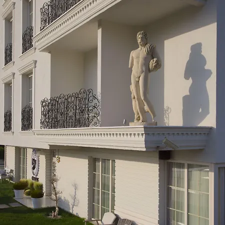 Cella & Ephesus Hotel