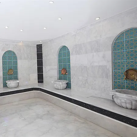 Hotel Cella & Ephesus 3*