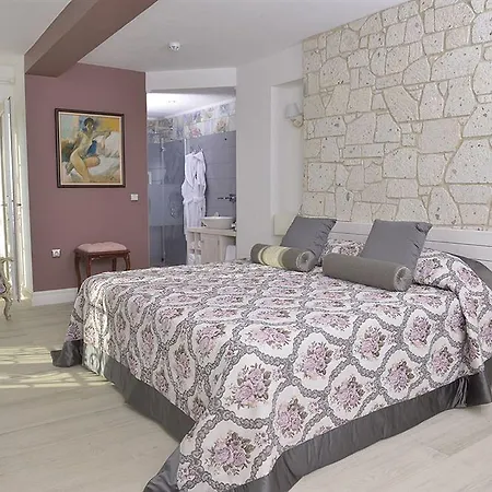 Cella & Ephesus Selçuk