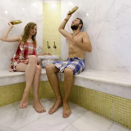 Otel Cella & Ephesus 3*