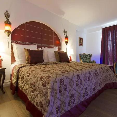 Cella Boutique And Hotel